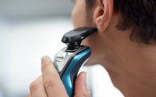 Carica l&#39;immagine nel visualizzatore di Gallery, Philips AquaTouch S5420/06 Rasoio Elettrico AquaTec Wet &amp; Dry con Lame MultiPrecision,Testina Flex 5 Direzioni e Sistema di Protezione della Pelle + Rifinitore Precisione, Impermeabile, Batteria, Blu