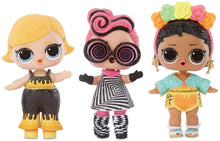 Carica l&#39;immagine nel visualizzatore di Gallery, L.O.L. Surprise! Lights Glitter Doll with 8 Surprises Including Black Light Surprises