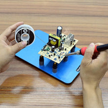 Carica l'immagine nel visualizzatore di Gallery, Aiutando le Mani a Saldare Toolour Terza Mano per la Saldatura Porta PCB Mano d'Aiuto per Gioielli Craft Elettronico Passatempo Base in Metallo Pesante Piedini in Gomma Antiscivolo