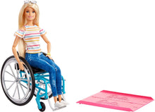 Carica l&#39;immagine nel visualizzatore di Gallery, Barbie Fashionistas, Bambola in Sedia a Rotelle, Giocattolo per Bambini 3+ Anni, GGL22