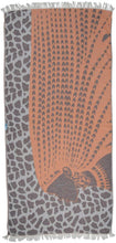 Carica l'immagine nel visualizzatore di Gallery, ZusenZomer Fouta Telo Mare XXL 95x190 cm - Telo Mare Leggero Grande 100% Cotone Assorbenza &amp; più Morbido - Asciugamani Hamam Design Esclusivo (Terra, Donne - 95 x 190 cm)