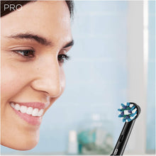 Carica l'immagine nel visualizzatore di Gallery, Oral-B Pro 1 750 Spazzolino Elettrico Ricaricabile , 1 Testina, 1 Custodia da Viaggio in Regalo