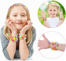 Carica l'immagine nel visualizzatore di Gallery, Herefun Perline Colorate Kit, Perline e Creazione di Gioielli Set di Perline Fai da Te Braccialetti Necklace Fai da Te Set, Perline Arte dei Bambini con Scatola Fare Perline per Ragazze