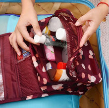 Carica l&#39;immagine nel visualizzatore di Gallery, Emwel appeso Toiletry Organizer Travel trousse per donne e Fiore rosso vino - Ilgrandebazar