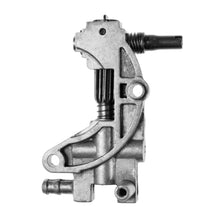 Carica l'immagine nel visualizzatore di Gallery, Pompa olio di ricambio Fit per motosega cinese 1 Pc Oil Pump+1 Worm - Ilgrandebazar