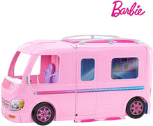 Carica l&#39;immagine nel visualizzatore di Gallery, Barbie FBR34 Camper dei Sogni per Bambole con Piscina, Bagno, Cucina e Tanti Accessori, Giocattolo per Bambini 3 + Anni,