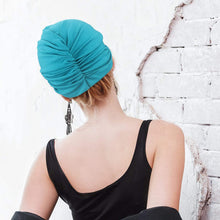 Carica l'immagine nel visualizzatore di Gallery, DRESHOW 5 Pezzi Donne Africana Turbante Sciarpa Avvolge Testa Boho Turbante Elastico Annodato Berretto Pre-annodato Berretto Chemio Cappello 4 Pack Knotted: Solid Color A