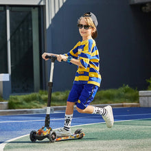 Carica l&#39;immagine nel visualizzatore di Gallery, WeSkate Monopattino Bambini a 3 Ruote Illuminate per Ragazze e Ragazzi Monopattino Pieghevole e Regolabile in Altezza, Carico Massimo 50 kg