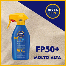 Carica l'immagine nel visualizzatore di Gallery, NIVEA SUN KIDS Maxi Spray Solare Kids Protect &amp; Play FP50+ in Flacone da 300 ml, Crema Solare per Bambini Resistente all'Acqua, Protezione Solare per Pelli Delicate Protezione Molto Alta FP50+