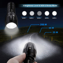 Carica l&#39;immagine nel visualizzatore di Gallery, REHKITTZ Torcia Super Luminosa Portatile LED (2 Confezioni), 1000...
