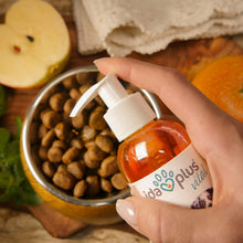Carica l'immagine nel visualizzatore di Gallery, Olio di Salmone Premium di qualità Alimentare per Animali - flacone Pompa da 500 ml - per Cani, Gatti e Cavalli - con acidi Grassi Omega-3 e 6 – Olio di Pesce spremuto a Freddo