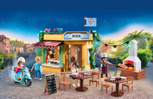 Carica l'immagine nel visualizzatore di Gallery, Playmobil City Life 70336 - Pizzeria con Tavoli all'Aperto con Effetti Luminosi, dai 4 anni