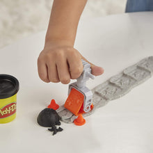 Carica l'immagine nel visualizzatore di Gallery, Hasbro Play-Doh - Wheels Play-Doh Autocarro Betoniera Playset con Pasta da Modellare Cemento e in 3 Colori Atossici, E68915L1