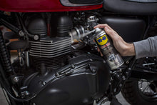 Carica l'immagine nel visualizzatore di Gallery, WD-40 Specialist Moto - Lucidante al Silicone Spray Moto - 400 ml