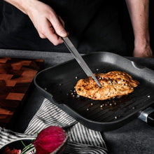 Carica l&#39;immagine nel visualizzatore di Gallery, Navaris Pinze da Cucina in Acciaio Inox - 30 cm con Carta 30cm, Argento - Ilgrandebazar