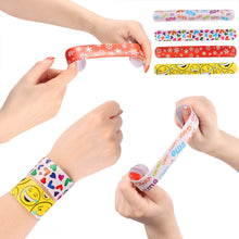 Carica l'immagine nel visualizzatore di Gallery, Lewo 100 PCS Slap Braccialetti Bomboniere con Cuori Colorati Emoji Animal... - Ilgrandebazar