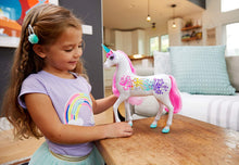 Carica l&#39;immagine nel visualizzatore di Gallery, Barbie Unicorno Pettina e Brilla, Accessorio per Bambole, Giocattolo per Bambini 3 + Anni, GFH60