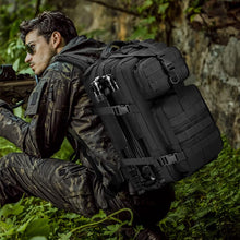 Carica l&#39;immagine nel visualizzatore di Gallery, SPAHER Zaino Militare, Nero Zaino Tattico 40L di Grande Capacità Impermeabile Pacchetto di Assalto Dell&#39;esercito 3 Giorni Assault Pack Bag con Sistema Molle per Trekking, Viaggio, Campeggio