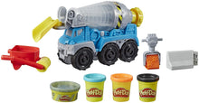 Carica l'immagine nel visualizzatore di Gallery, Hasbro Play-Doh - Wheels Play-Doh Autocarro Betoniera Playset con Pasta da Modellare Cemento e in 3 Colori Atossici, E68915L1