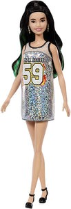 Barbie- Fashionistas Bambola con Vestito Argento Glitter, FXL50