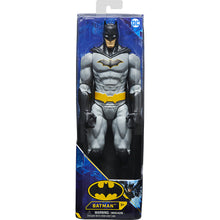 Carica l'immagine nel visualizzatore di Gallery, DC COMICS, BATMAN Personaggio da 30 cm articolato - versione grigio/nero, dai 3 anni Batman grigio/nero nuova versione