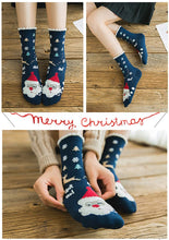 Carica l'immagine nel visualizzatore di Gallery, LIKERAINY Christmas Calzini Natale Donna Ragazza Babbo Natale e Alce Caldo Inverno Confortevole Animale 3D Calza