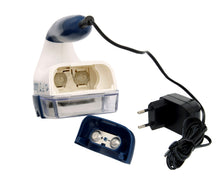 Carica l&#39;immagine nel visualizzatore di Gallery, Camry cr-9606 - Levapelucchi a Batterie o elettrico con lame in acciaio Blu - Ilgrandebazar