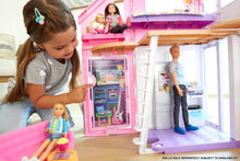 Carica l&#39;immagine nel visualizzatore di Gallery, Barbie - Casa di Malibu - Casa di Barbie Malibu - Playset Trasformabile con Plug-and-Play - Oltre 25 Accessori - 60 Cm - Regalo per Bambini da 3+ Anni, FXG57
