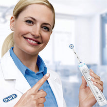 Carica l'immagine nel visualizzatore di Gallery, Oral-B Sensitive Clean Testine di Ricambio per Spazzolino Elettrico, Confezione da 8 Pezzi, Pacco Adatto alla Buca delle Lettere