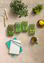 Carica l'immagine nel visualizzatore di Gallery, Pukka Green Collection - Tè biologico 20 filtri