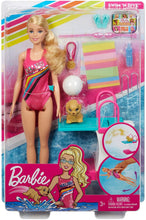 Carica l&#39;immagine nel visualizzatore di Gallery, Barbie- Dreamhouse Adventures Bambola Nuotatrice in Costume con Trampolino e Cucciolo Giocattolo per Bambini 3+ Anni, GHK23