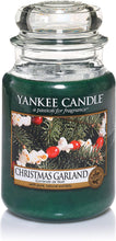 Carica l&#39;immagine nel visualizzatore di Gallery, Yankee Candle Christmas Garland Candela in giara grande, Fino a 150 ore di combustione