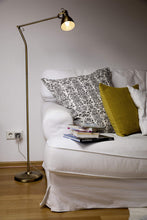 Carica l&#39;immagine nel visualizzatore di Gallery, Ledvance Smart+ Plug Zigbee, Presa Intelligente Bianco - Ilgrandebazar