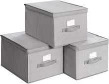 Carica l'immagine nel visualizzatore di Gallery, SONGMICS Set di 3 Scatole Portaoggetti Pieghevoli con Coperchio, Contenitori in Tessuto con Portaetichetta, Organizzatore, 30 x 40 x 25 cm, Grigio Chiaro RYFB03W