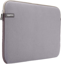 Carica l'immagine nel visualizzatore di Gallery, AmazonBasics Custodia per computer portatile, Nero, 15,6-Pollici - Ilgrandebazar