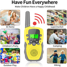 Carica l&#39;immagine nel visualizzatore di Gallery, Fairwin Walkie Talkie, 8 Canali 3 Miglia di Raggio Walkie Talkie Bambini Giocattolo Regali per 3-12 Anni Ragazze o Ragazzi, Avventure all&#39;Aria Aperta Escursionismo in Campeggio con Torcia