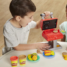 Carica l'immagine nel visualizzatore di Gallery, Hasbro Play-Doh Kitchen Creations Barbecue, per Bambini dai 3 Anni in su, con 6 Colori di Composto modellabile atossico e 7 Accessori