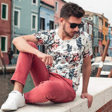 Carica l&#39;immagine nel visualizzatore di Gallery, GOWOOD Occhiali da sole uomo e donna in legno di noce con fronte nero matte e lenti polarizzate
