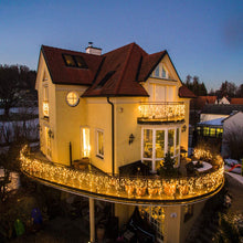Carica l&#39;immagine nel visualizzatore di Gallery, Cascata di Luci ECOWHO 440 LED Tenda Luminosa Bianco Caldo e Bianco Freddo,12x0,8m Luci di Natale 9 Modalità con telecomando, Catena Luminosa esterno per Natale patio Giardino Matrimonio