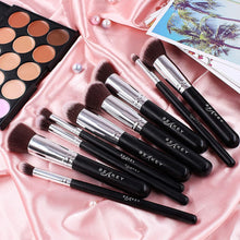 Carica l'immagine nel visualizzatore di Gallery, Pennelli Make Up BEAKEY Premium synthetic pennelli trucco fondazione cipria fard, ombretto, Set di pennelli make up, kit con spugnetta e Brush Egg (10 + 2 pezzi, nero/argento) nero-argento