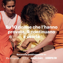 Carica l&#39;immagine nel visualizzatore di Gallery, Coppetta mestruale OrganiCup - Taglia A/Piccola - Vincitrice degli AllergyAwards 2019 - Approvata dalla FDA - Morbida, flessibile, riutilizzabile, in silicone per uso medicale