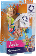Carica l&#39;immagine nel visualizzatore di Gallery, Barbie- Carriere Giochi Olimpici Tokyo 2020, Bambola Arrampicatrice con Accessori Giocattolo per Bambini 3+ Anni, GJL75