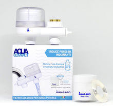 Carica l'immagine nel visualizzatore di Gallery, AQUASAN Aquacompact Nuovo Kit 2000 Litri - Filtro Rubinetto Anticalcare con 2 Cartucce, Depuratore Acqua Potabile, Riduce Microplastiche Rimuove Gusto Odore (White)