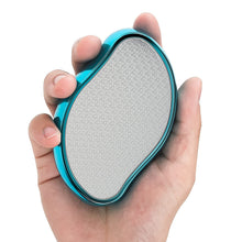Carica l'immagine nel visualizzatore di Gallery, FERYES Lima per piedi in vetro nano, Lima per piedi riutilizzabile per rimozione del callo per piedi, Strumento per pedicure, Scrubber per piedi in vetro e raschietto per piedi, 1 pz, (Blu brillante)