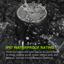 Carica l'immagine nel visualizzatore di Gallery, Con Custodia da Viaggio, EWA A106 Mini Altoparlante Bluetooth Portatile Cassa waterproof Resistente all'Acqua IP67 Riproduzione di 12 Ore Speaker Bassi Potenti per Doccia, Interni e all'Aperto(Nero)