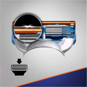 Gillette Fusion5 Lamette da Barba, 12 Ricambi da 5 Lame, Delicatezza Insuperabile, Rasatura Scorrevole con Striscia Lubrificante, Fino a 1 Mese di Rasatura con 1 Lametta 12 Unità