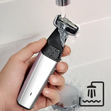 Carica l&#39;immagine nel visualizzatore di Gallery, Philips BG5020/15 Bodygroom Series 5000 Rasoio Corpo Wet&amp;Dry, Utilizzabile Sotto la Doccia con 3 Pettini Rifinitori e Accessorio per la Schiena