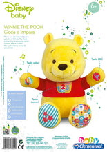 Carica l'immagine nel visualizzatore di Gallery, Clementoni- Winnie The Pooh Gioca e Impara Peluche Parlante, Multicolore, 17305