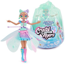 Carica l&#39;immagine nel visualizzatore di Gallery, HATCHIMALS Crystal Flyers, Bambola Pastel Kawaii, Giocattolo Magico Volante con Luci (la Confezione può Variare), Giocattoli per Bambini e Bambine, 5+ Anni