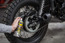 Carica l&#39;immagine nel visualizzatore di Gallery, WD-40 Specialist Moto - Kit Manutenzione con Detergente 500 ml, Grasso... - Ilgrandebazar